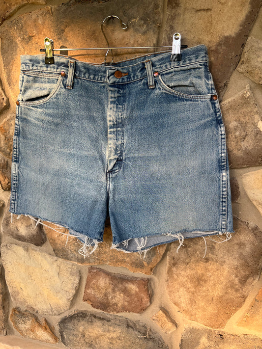Wranglers Cool Girl Cutoffs